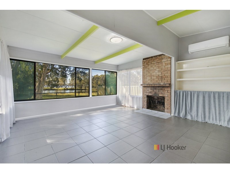 11 Natuna Avenue, Budgewoi NSW 2262