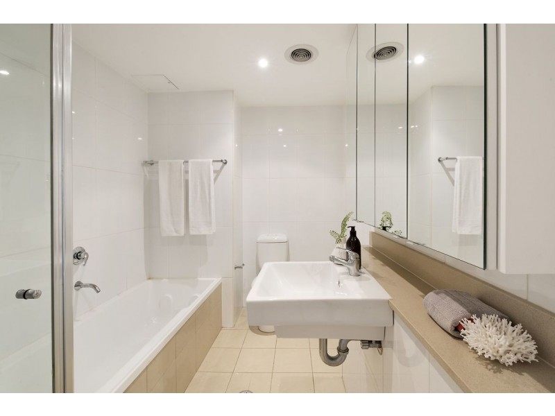 504/6 Lachlan Street, Waterloo NSW 2017