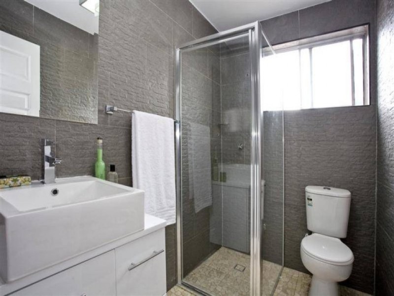 1/1 Western Crescent, Gladesville NSW 2111