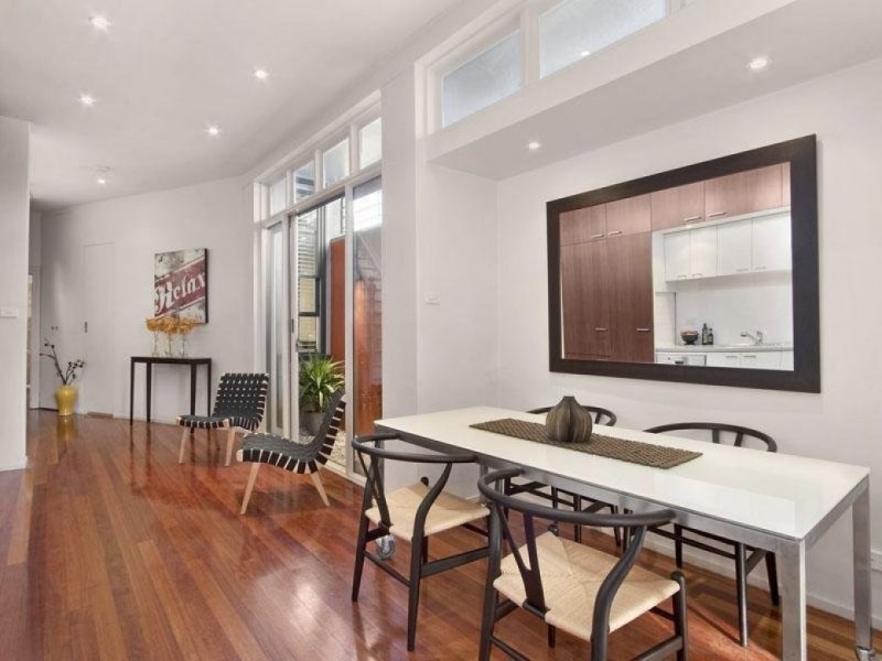 585 Riley Street, Surry Hills NSW 2010