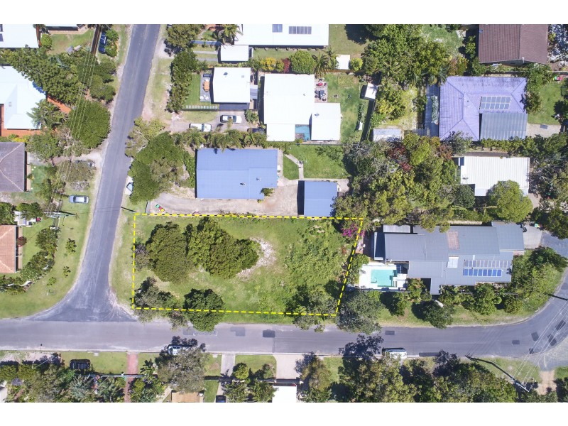 2 Brandon Street, Suffolk Park NSW 2481