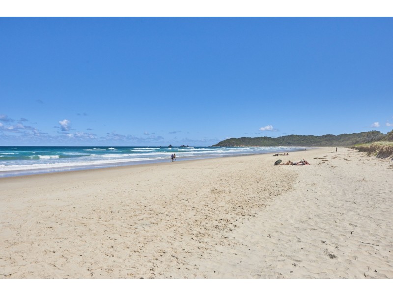 2 Brandon Street, Suffolk Park NSW 2481