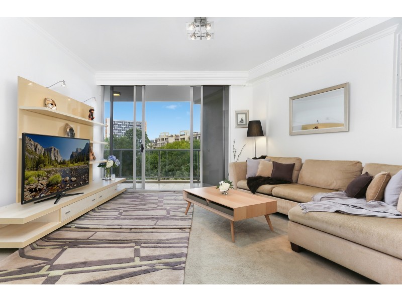 99/804 Bourke Street, Waterloo NSW 2017