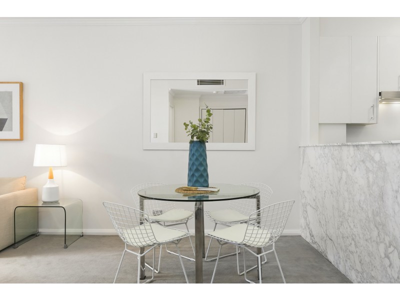 221/806 Bourke Street, Waterloo NSW 2017