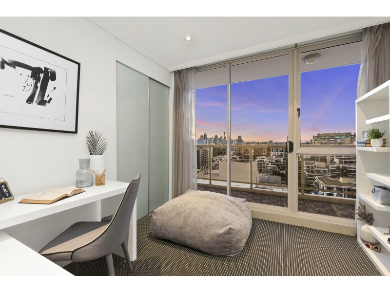 375/8 Lachlan Street, Waterloo NSW 2017