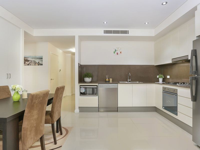 2412/43 Wilson Street, Botany NSW 2019