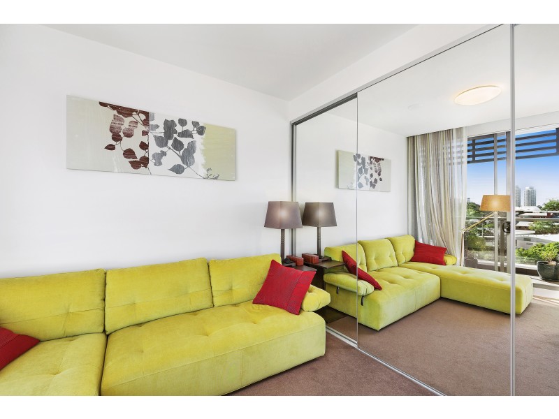 37/830 Bourke Street, Waterloo NSW 2017