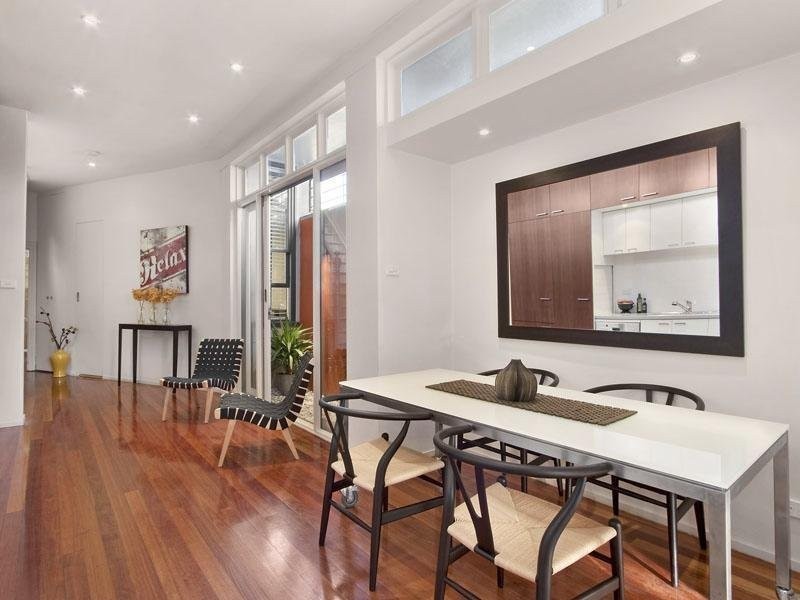 585 Riley Street, Surry Hills NSW 2010