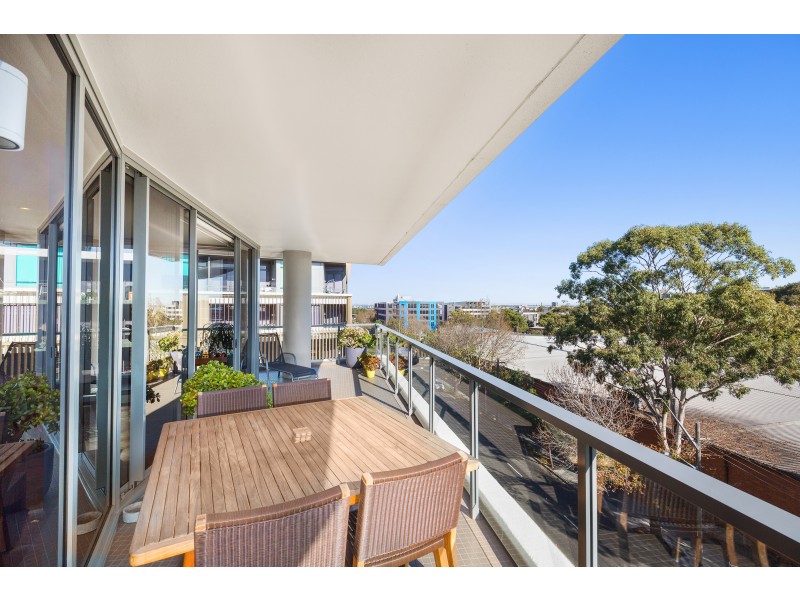 31/834 Bourke  Street, Waterloo NSW 2017