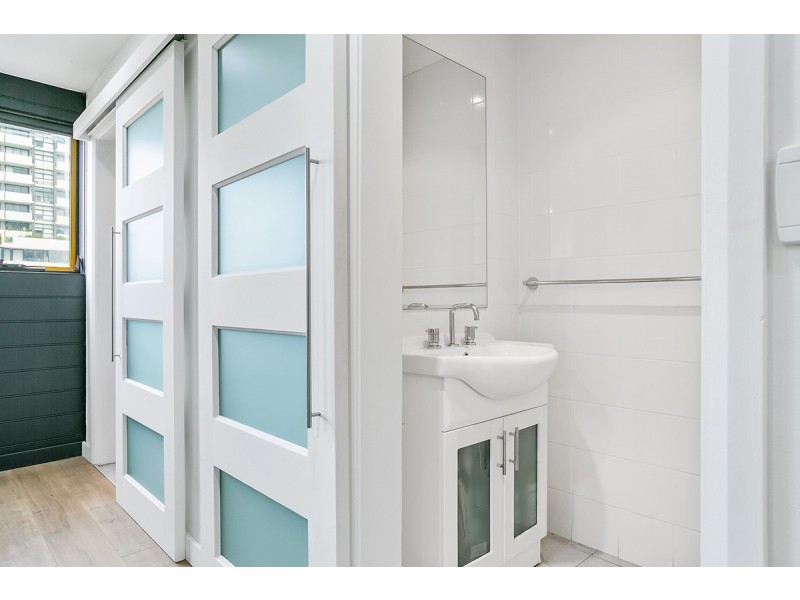 G09/11a Lachlan Street, Waterloo NSW 2017