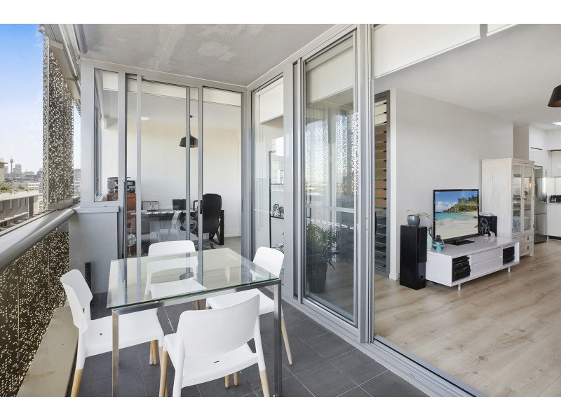 806/17 Gadigal Avenue, Zetland NSW 2017