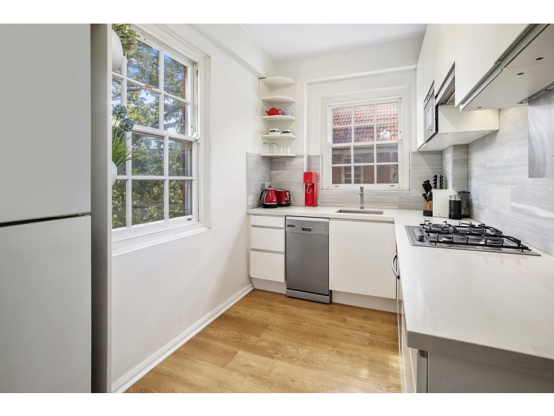 8/5-11 Samuel Terry Avenue, Kensington NSW 2033