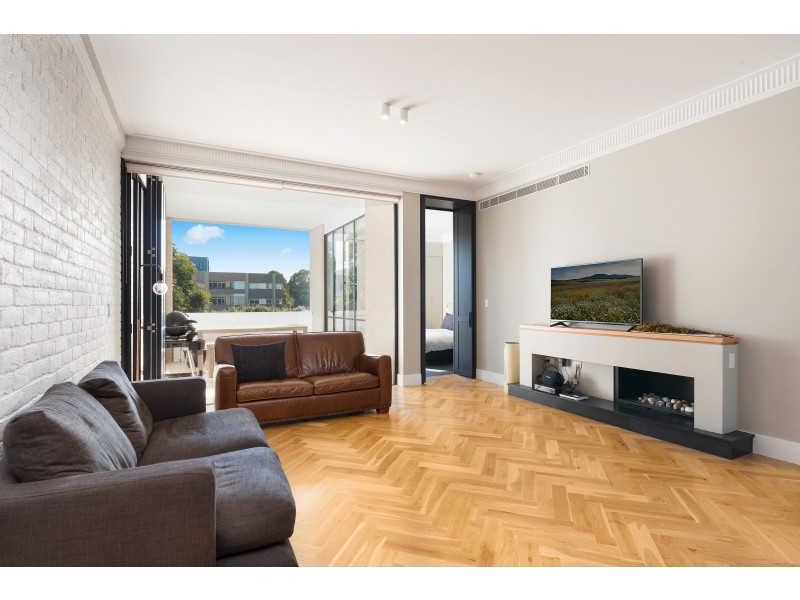 312/17 Danks Street, Waterloo NSW 2017