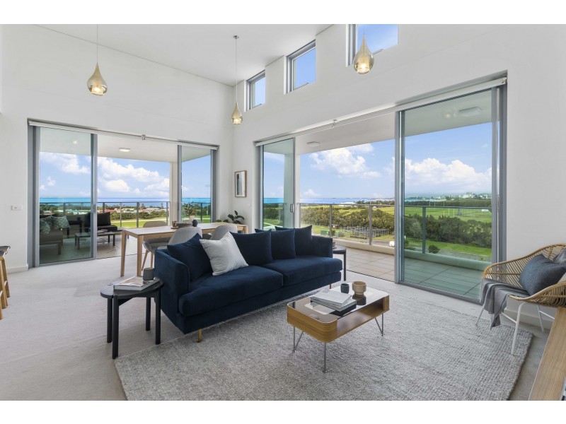 602/3 Grand Court, Fairy Meadow NSW 2519