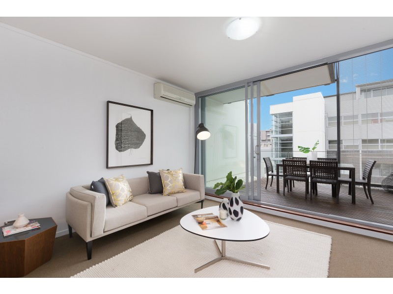 351/2-4 Powell Street, Waterloo NSW 2017