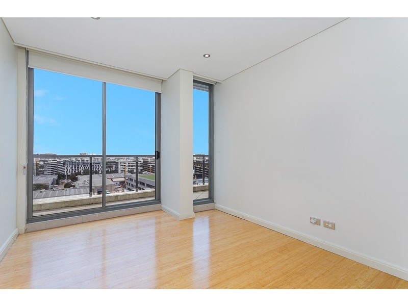 1235/4 Lachlan Street, Waterloo NSW 2017