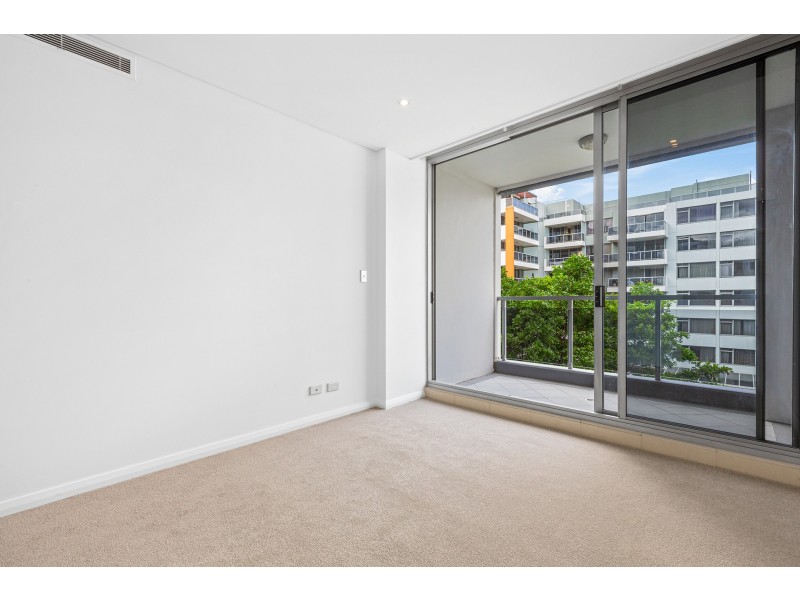 602/5 Potter Street, Waterloo NSW 2017