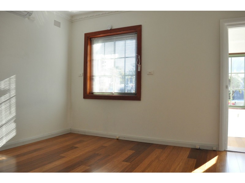 26 Rocky Point Road, Kogarah NSW 2217