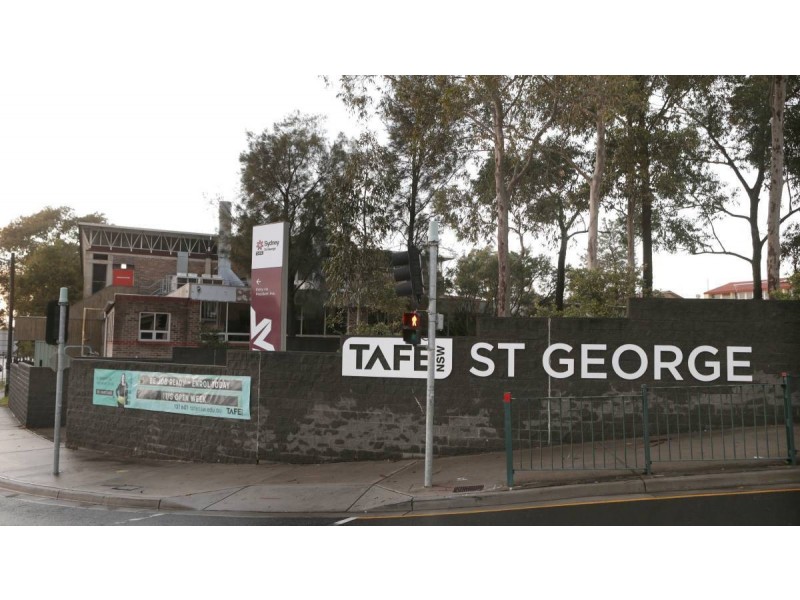 26 Rocky Point Road, Kogarah NSW 2217