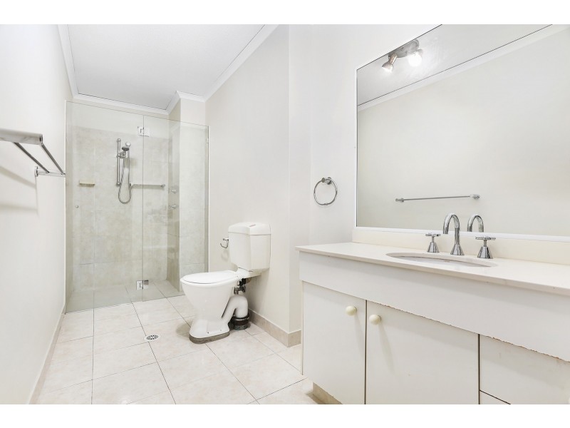 24/758 Bourke Street, Redfern NSW 2016