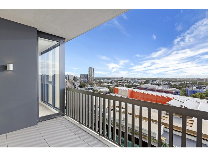 C1302/19-21 Dunkerley Place, Waterloo NSW 2017