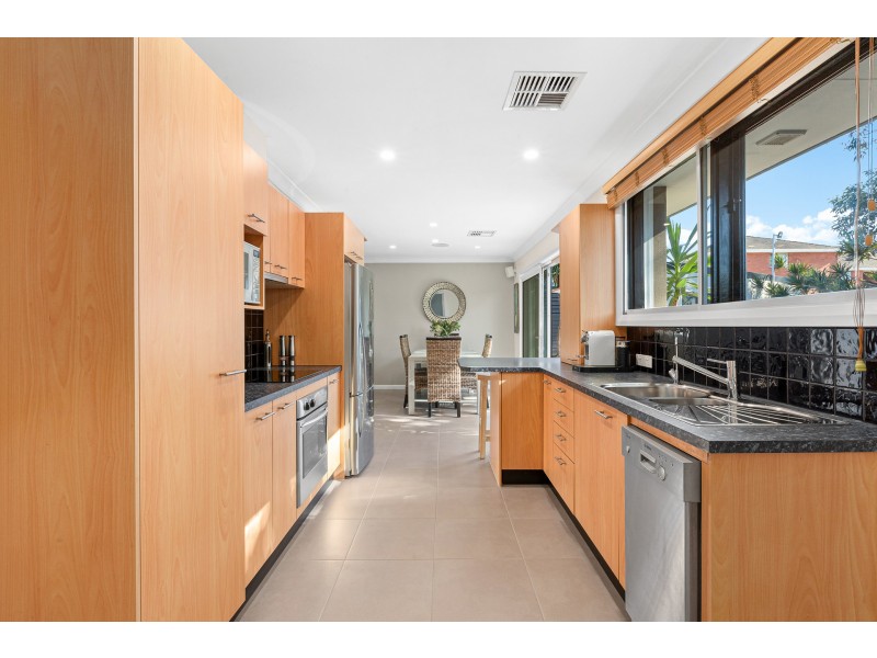 42 Dransfield Avenue, Mascot NSW 2020