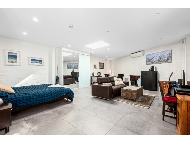 42 Dransfield Avenue, Mascot NSW 2020