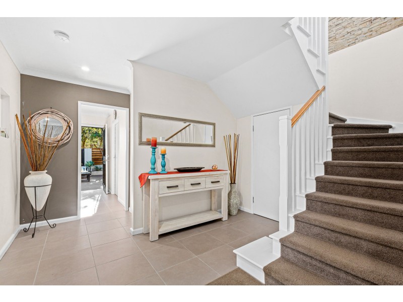 42 Dransfield Avenue, Mascot NSW 2020