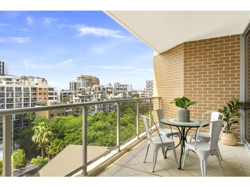 332/9 Crystal Street, Waterloo NSW 2017