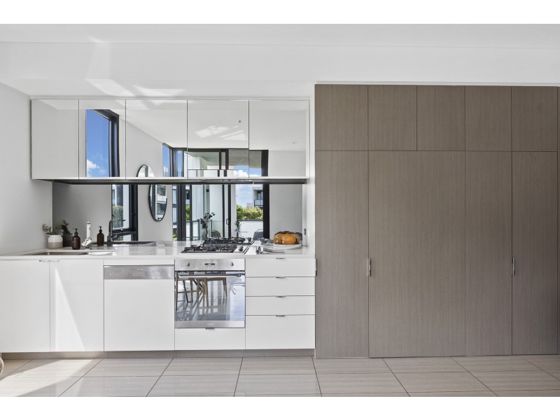 774/2 Cooper Place, Zetland NSW 2017