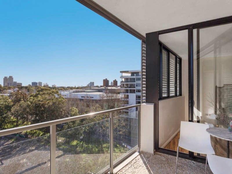 601/11A Lachlan Street, Waterloo NSW 2017