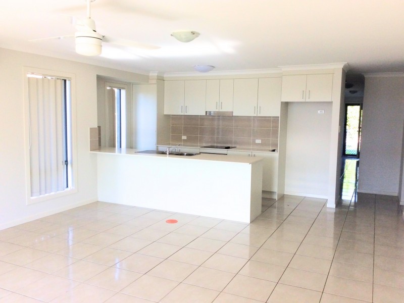 34 Drewett Avenue, Redbank Plains QLD 4301