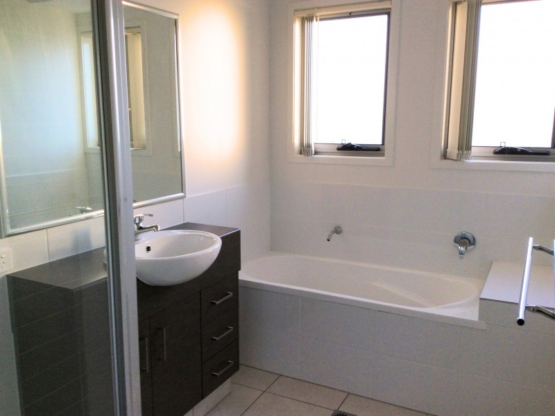 2 Mowbullan Street, Redbank Plains QLD 4301