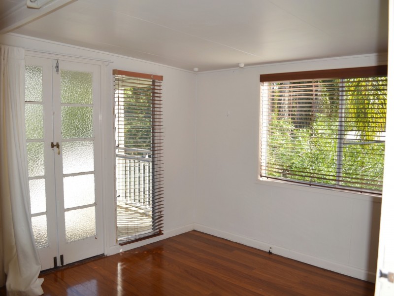 29 Stuartholme Road, Bardon QLD 4065