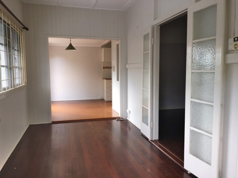 29 Stuartholme Road, Bardon QLD 4065