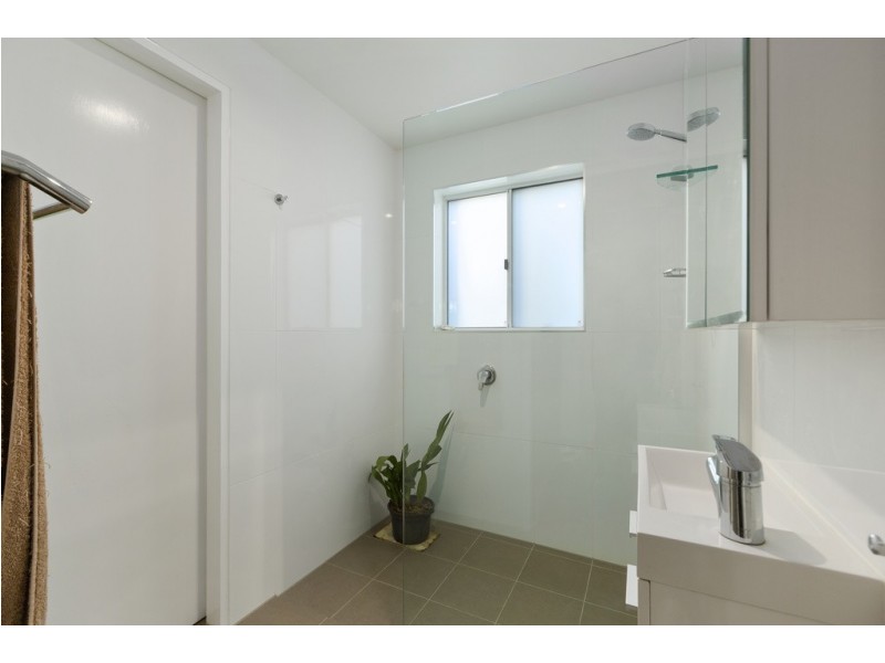 3 Tweed Heads Ave, Tamborine Mountain QLD 4272