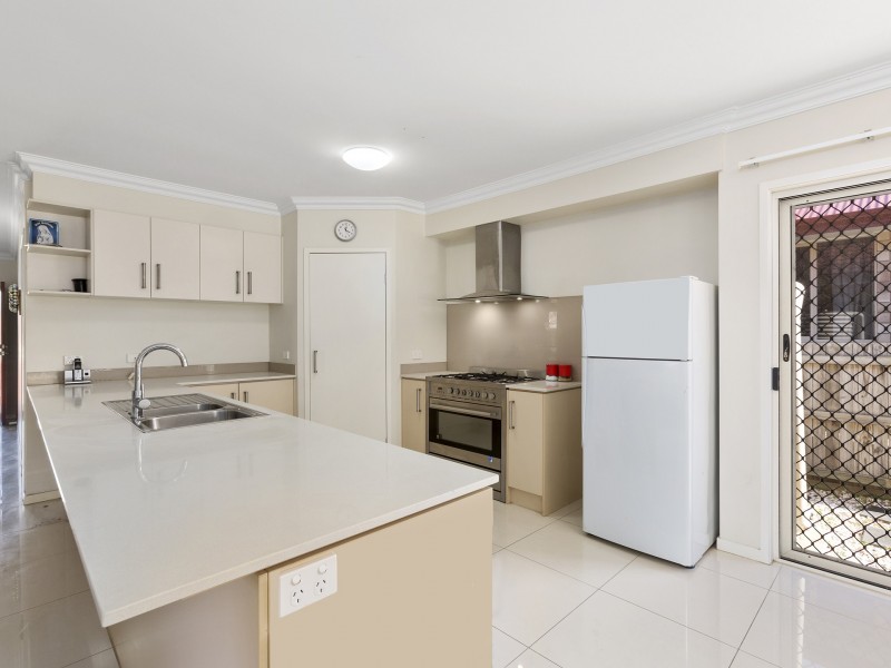 4B Prestwick Street, Oxley QLD 4075