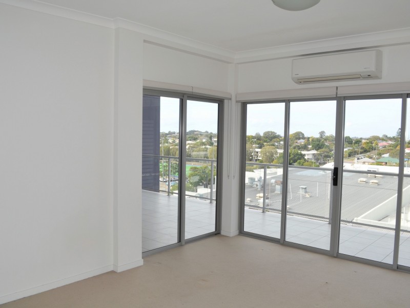 603/15 Playfield Street, Chermside QLD 4032