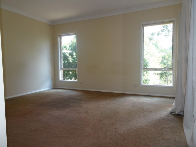 129 Beaufort Cres, Moggill QLD 4070