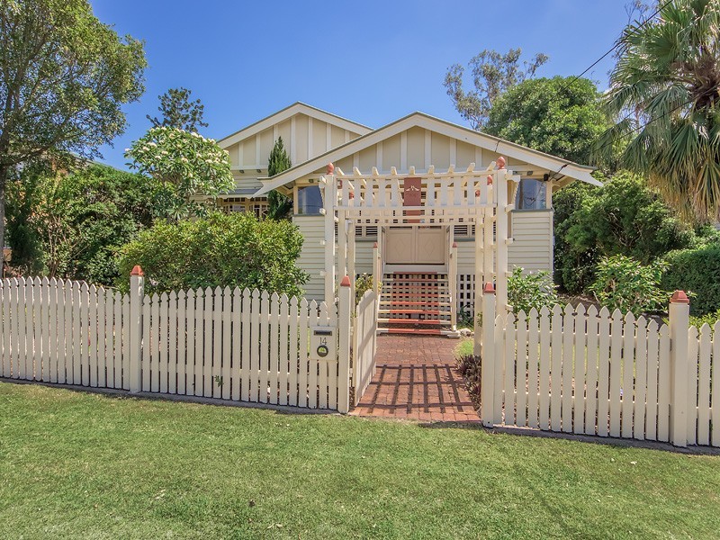 14 Kendall Street, East Ipswich QLD 4305