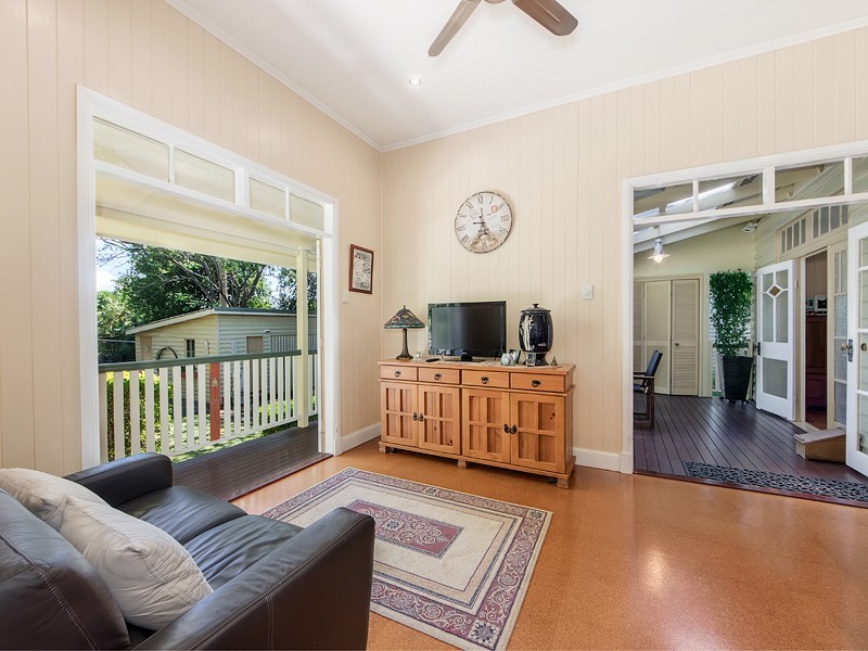 14 Kendall Street, East Ipswich QLD 4305