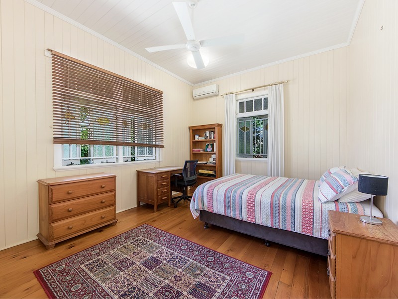 14 Kendall Street, East Ipswich QLD 4305
