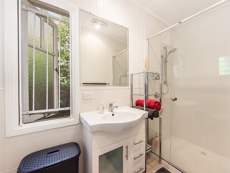 14 Kendall Street, East Ipswich QLD 4305