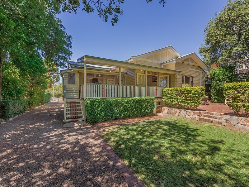 14 Kendall Street, East Ipswich QLD 4305