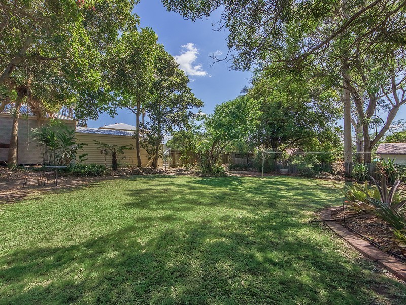 14 Kendall Street, East Ipswich QLD 4305