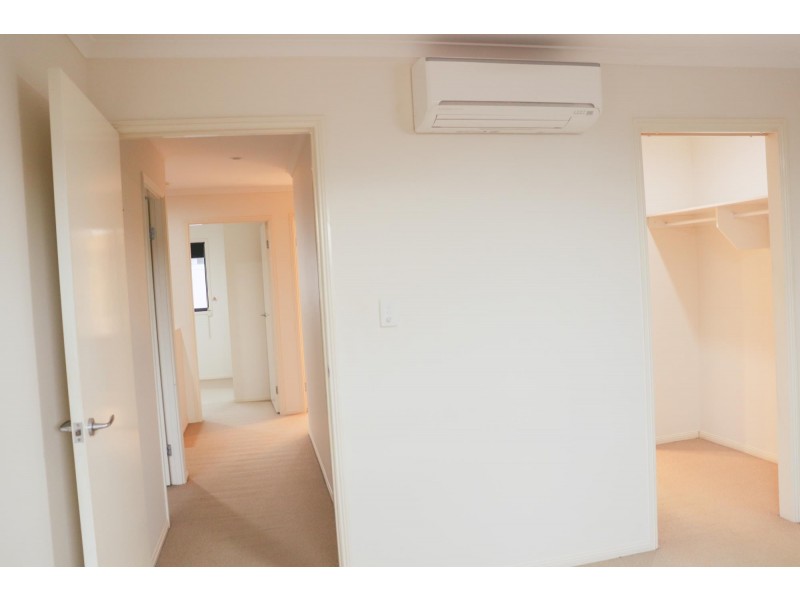 4/52 Golden Crest, Bellbowrie QLD 4070