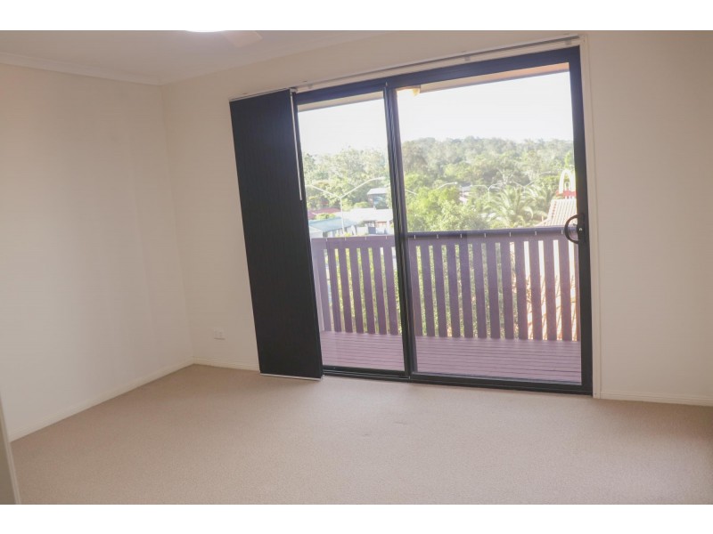 4/52 Golden Crest, Bellbowrie QLD 4070