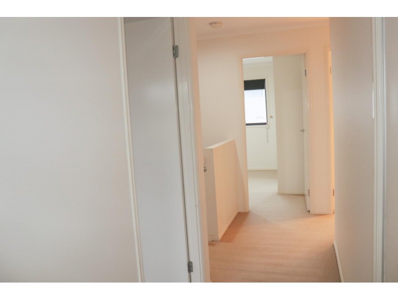 4/52 Golden Crest, Bellbowrie QLD 4070