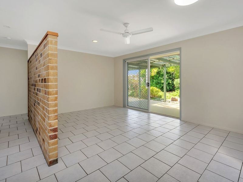 17 Wallace St, Flinders View QLD 4305