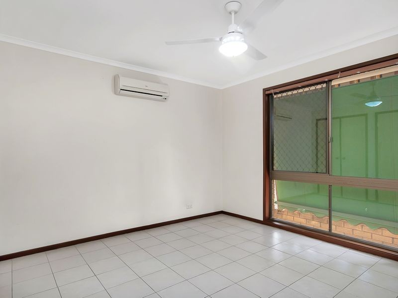 8 Brendale Ave, Flinders View QLD 4305